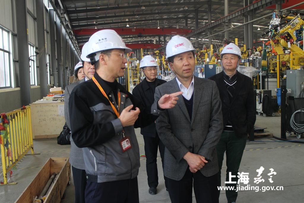 http://app01.jiading.gov.cn/PORTALIPS/Library/User/ganyeqing/20160325刘主席赴联西村调研2.JPG